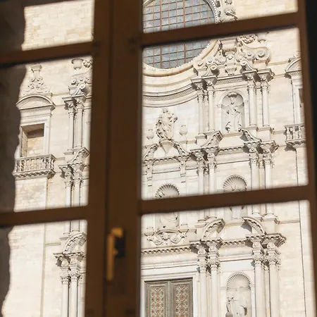 Bravissimo Catedral Apartment Girona